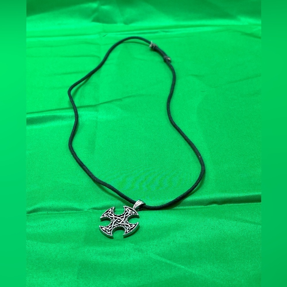 Silver Celtic Pendant Necklace